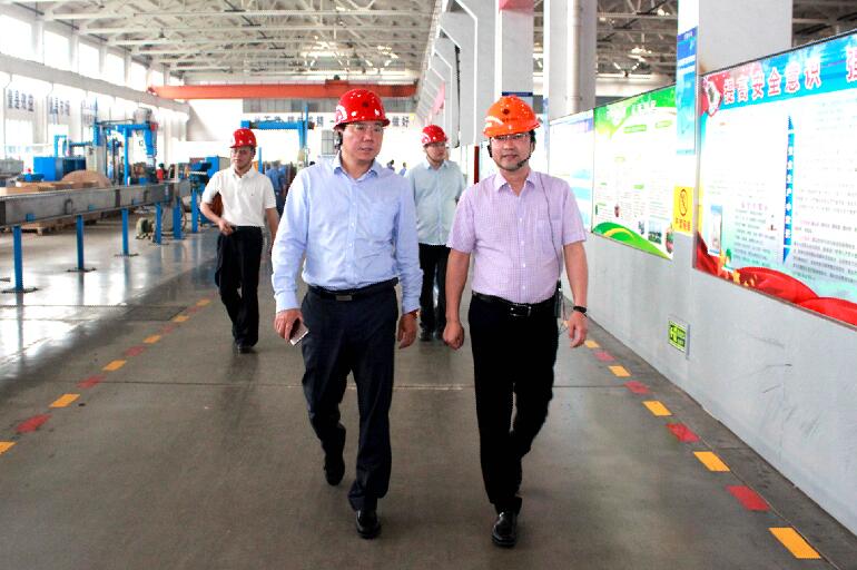 2018年5月25日，北京航天科工一院副院长史红卫、南大科技董事长韩平等辅导来公司参观