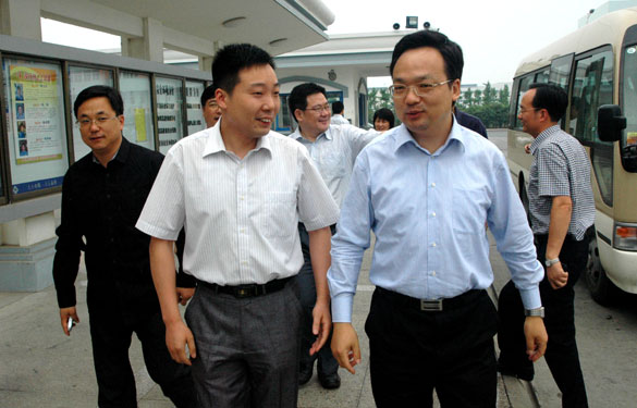 常州市副市长高清来Z6尊龙凯时集团视察