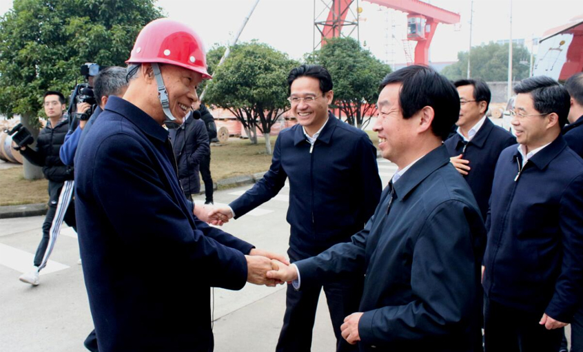 常州市委书记齐家滨一行来Z6尊龙凯时电缆调研