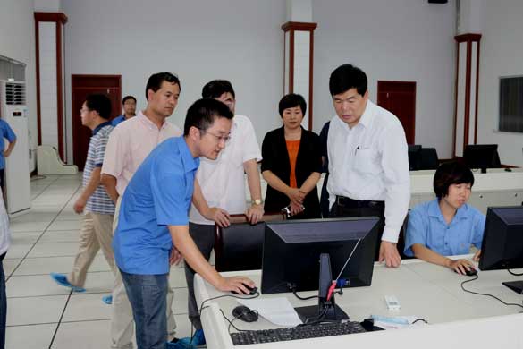 国务院参事胡本钢来Z6尊龙凯时电缆进杏装核电走出去”调研