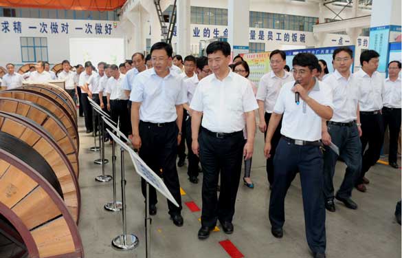 盱眙县党政代表团来Z6尊龙凯时集团参观调查