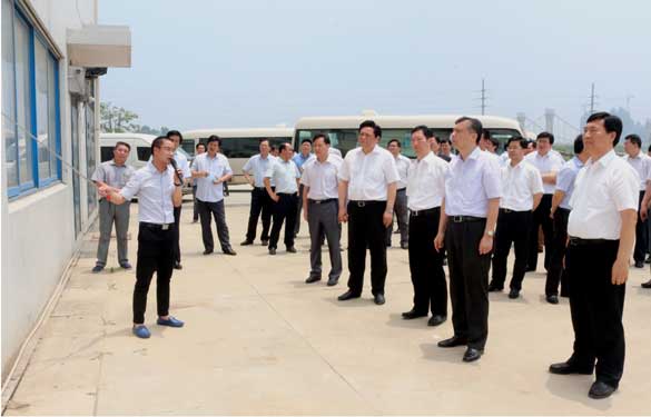 常州市委书记阎立一行来Z6尊龙凯时集团督查西厂区三期项目建设