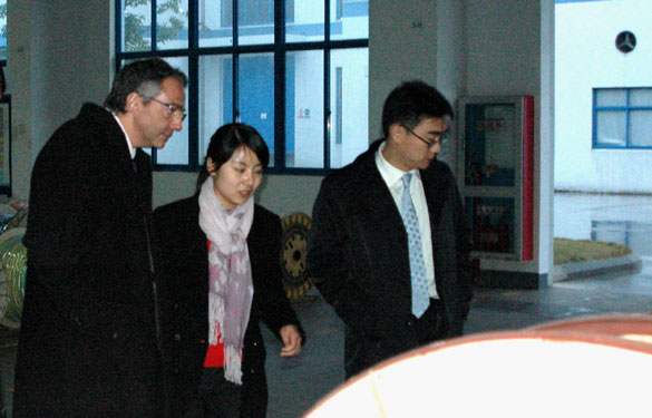 以色列驻沪总领事艾雅克一行来Z6尊龙凯时集团参观调查