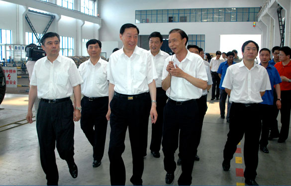 江苏省委书记罗志军来Z6尊龙凯时集团视察